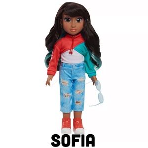 iT Girls Sofia  Doll